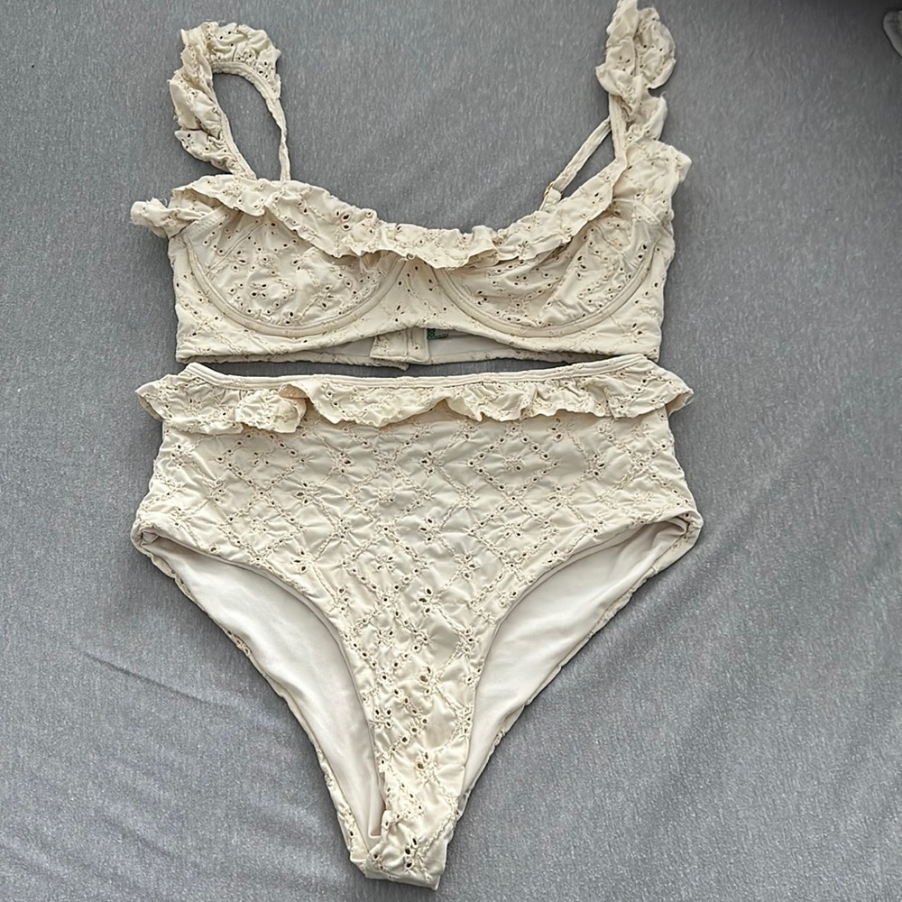 Agua Bendita Margot Bikini Top in Large and bottom in Medium